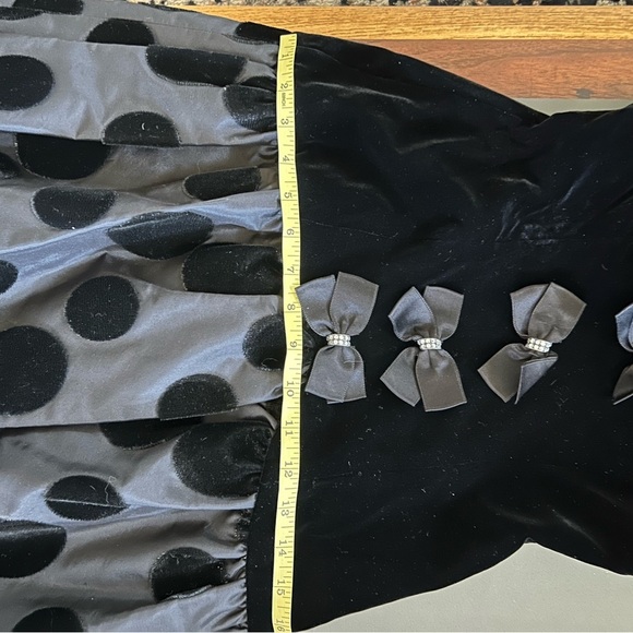 80's Albert Nipon Black Velvet and Satin Cocktail Dress Formal Goth Gothic - Picture 9 of 12